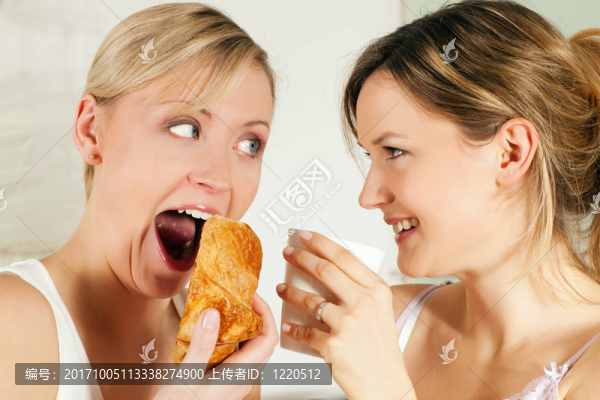 女人