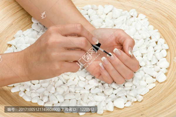 修指甲