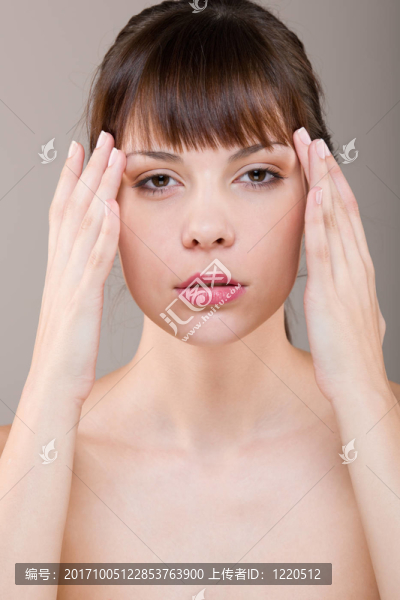 女人的臉