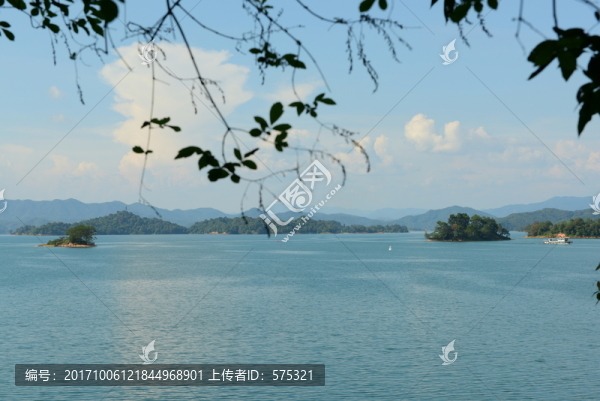 萬(wàn)綠湖
