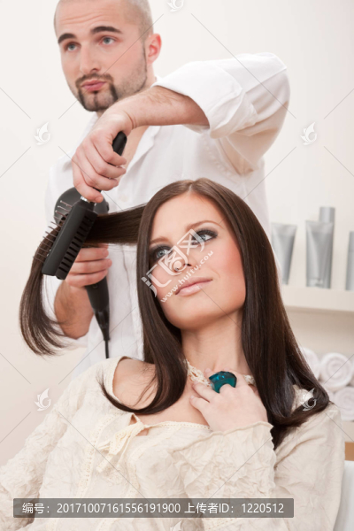 女人
