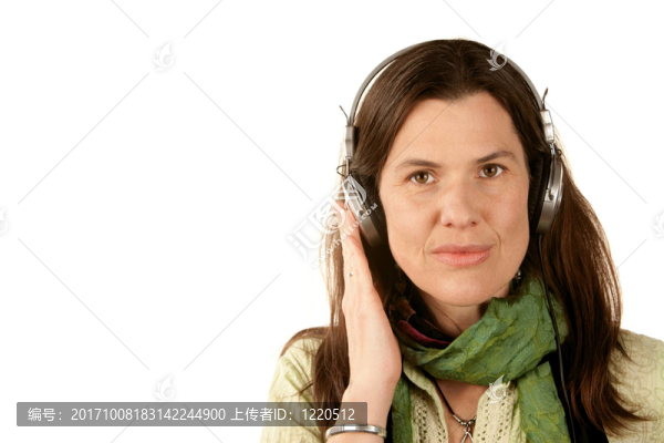 女人女性音樂耳機(jī)女士成人一個(gè)人