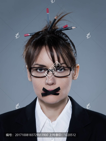 女人