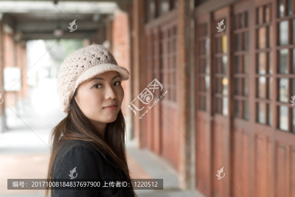 女人