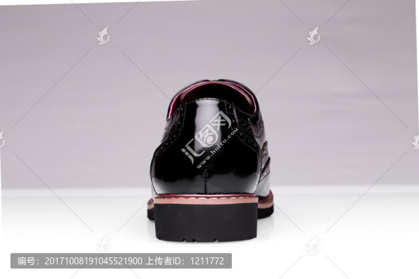 皮鞋