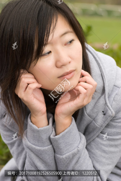 女人
