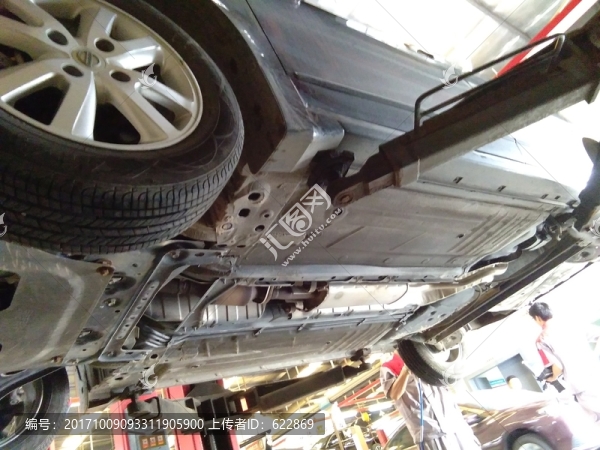 汽車底盤