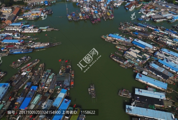 泛舟洪澤湖