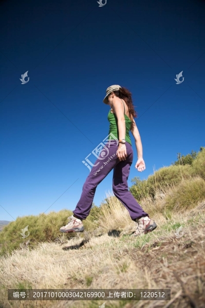 女人