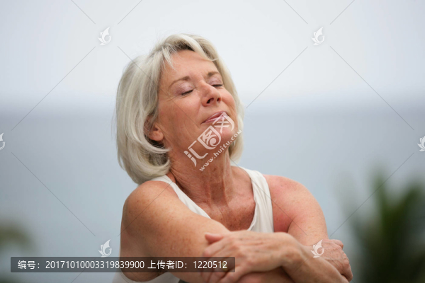 近