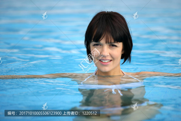 女人