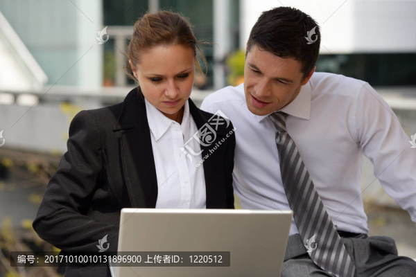 女人