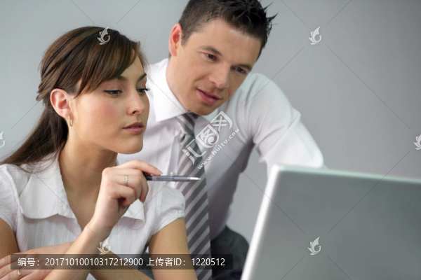 女人