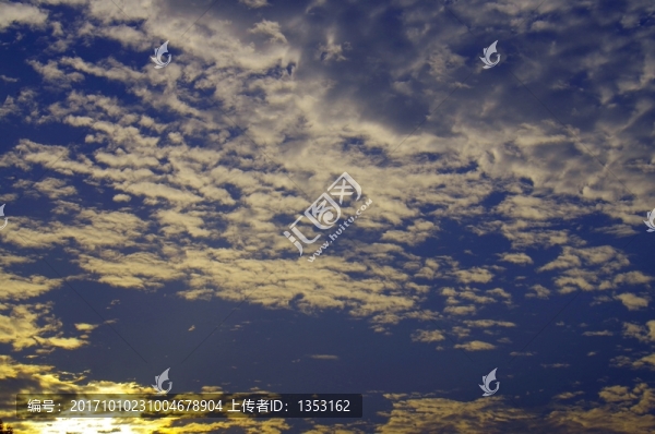 朝霞滿天