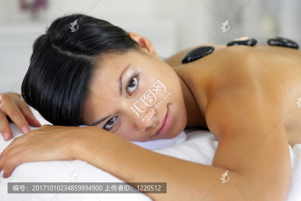 女人