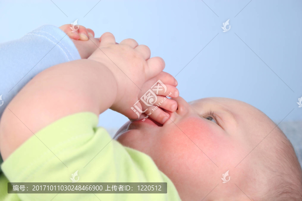 手