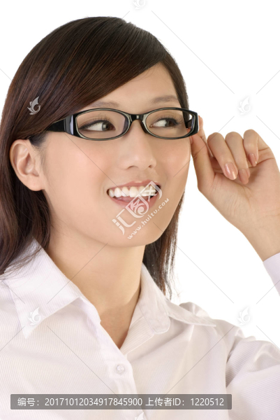 女人笑了