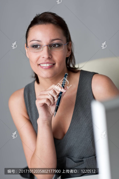 辦公室的女人