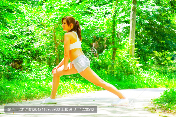 女人