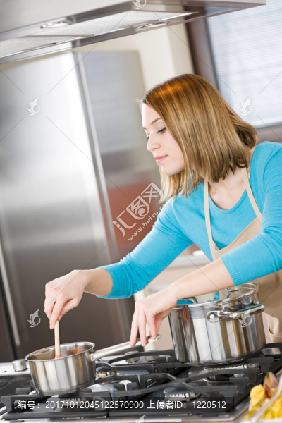 女人