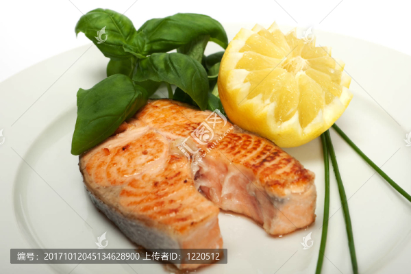 牛排三文魚