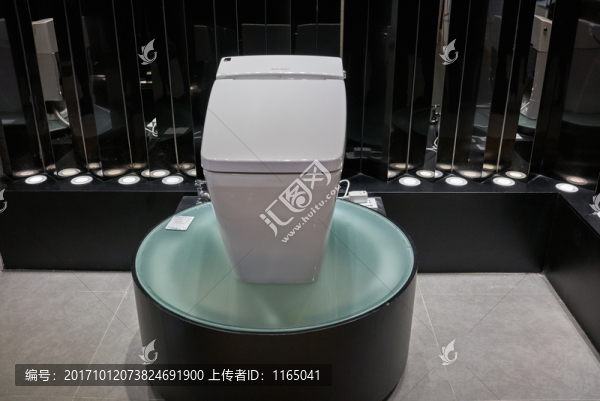 衛(wèi)生潔具專賣,高檔全自動(dòng)坐便器