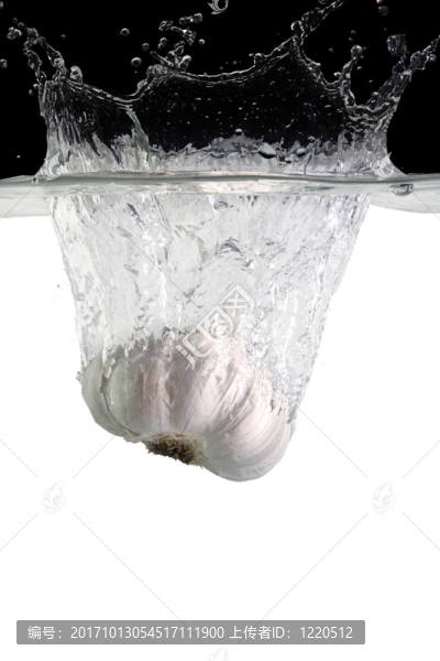 水中蒜頭