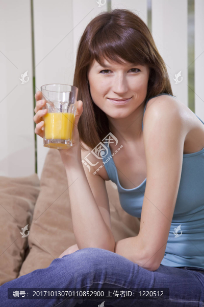 女人