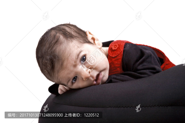 女