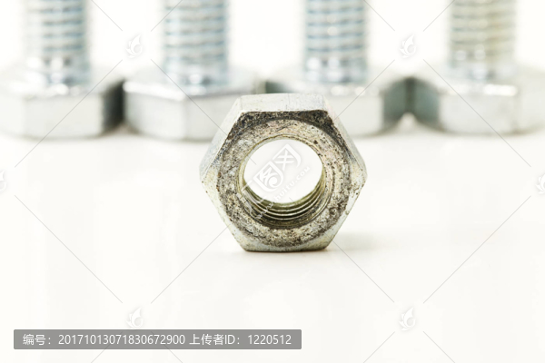 螺絲