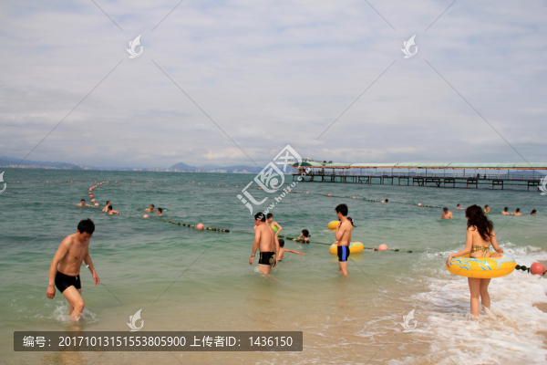 海邊玩耍,海灘