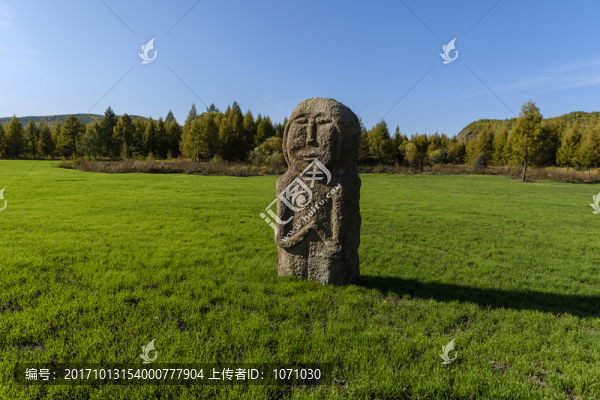石刻人像