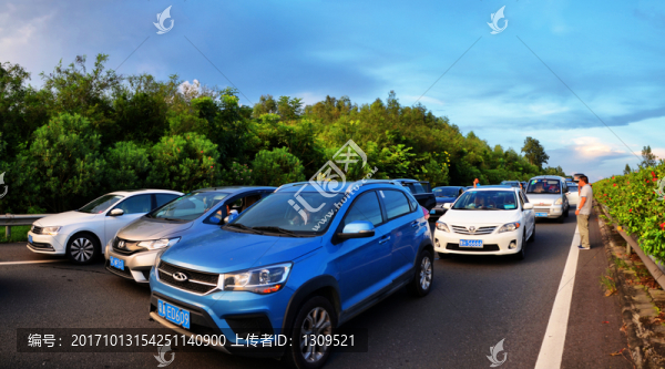 高速公路堵車