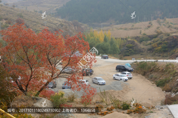 秋染喇嘛山