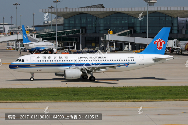 中國(guó)南方航空,飛機(jī)滑行,民航