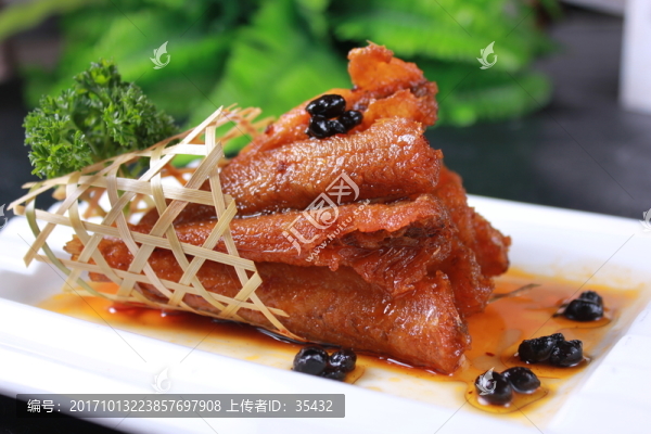 豆豉沙尖魚(yú)