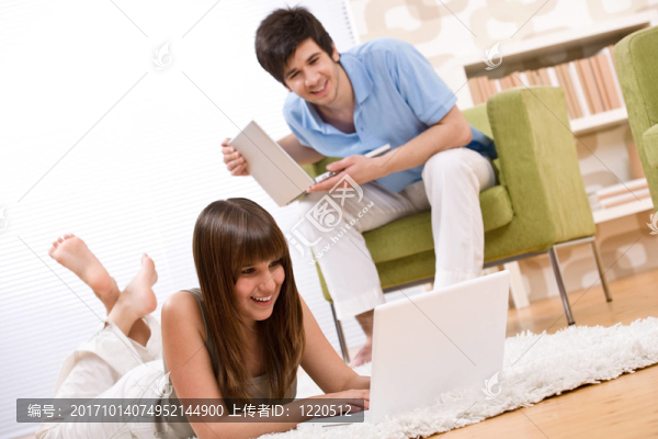 女人