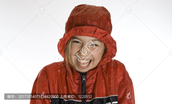 雨中女孩