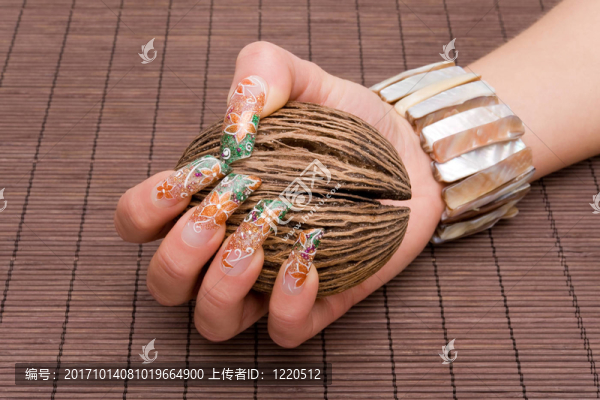 修指甲