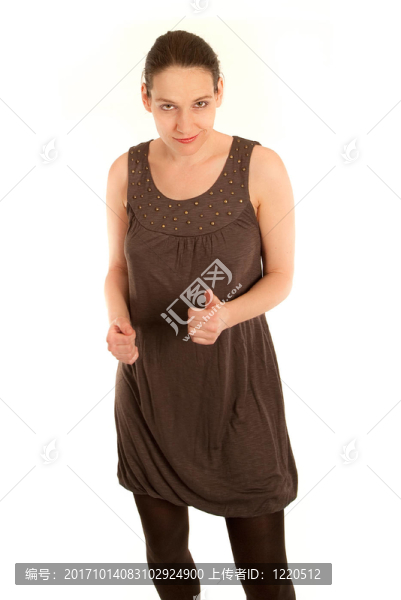 女人微笑并豎起大拇指
