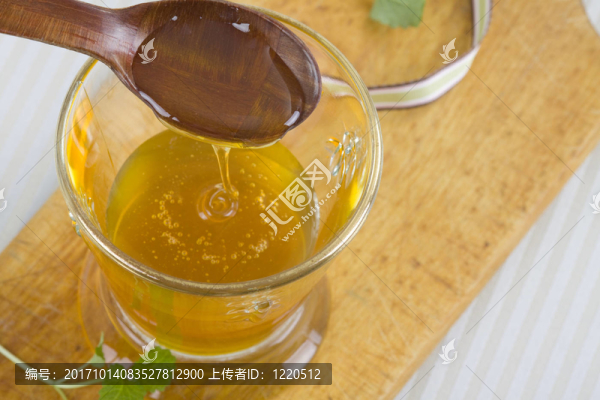 蜂蜜罐從上面
