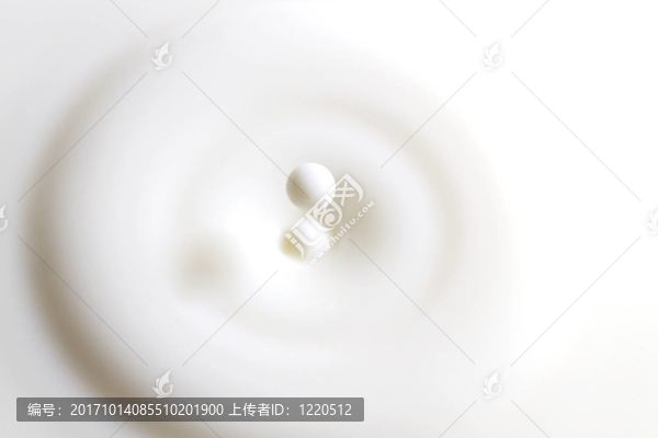 一滴牛奶