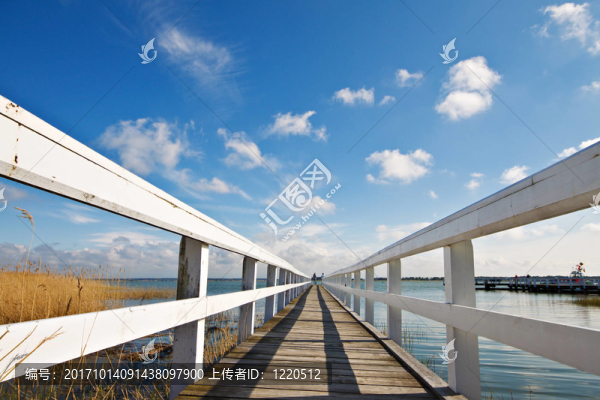 是海灣