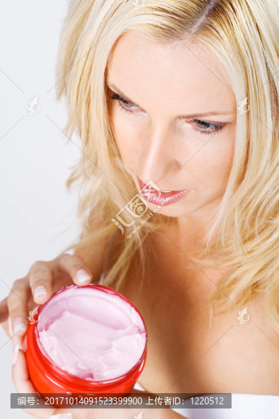 臉