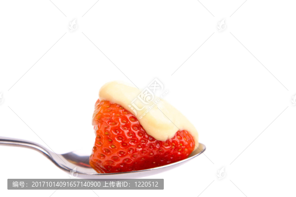 草莓奶油蛋羹