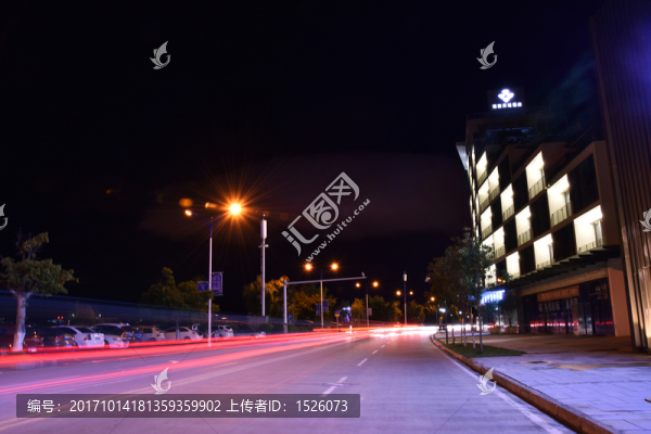 夜下關