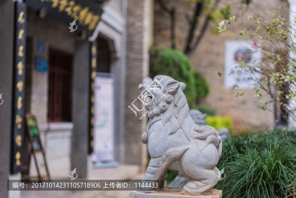 石獅子