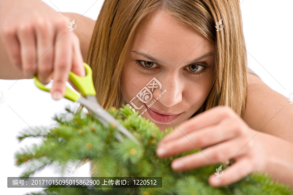 女人