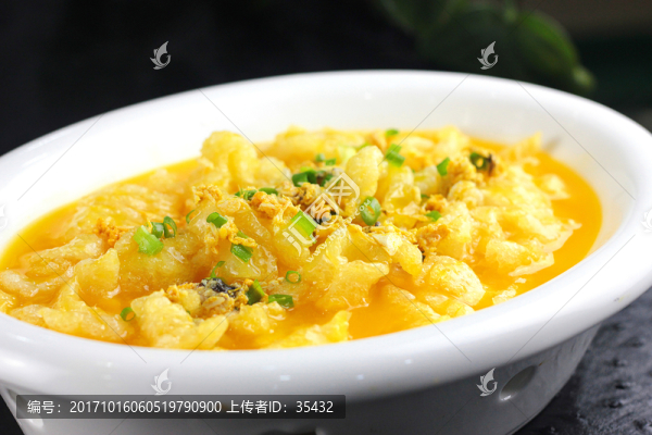 蟹粉燴魚肚