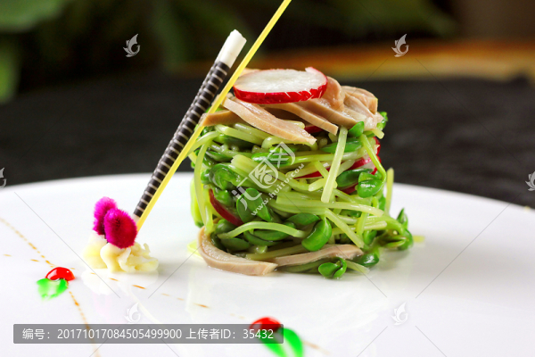 青豆芽拌肚絲